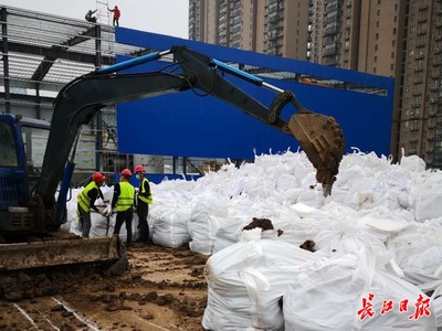 青山一地塊完成土壤修復，成《土壤污染防治法》實施后武漢首個完成污染治理與修復的項目